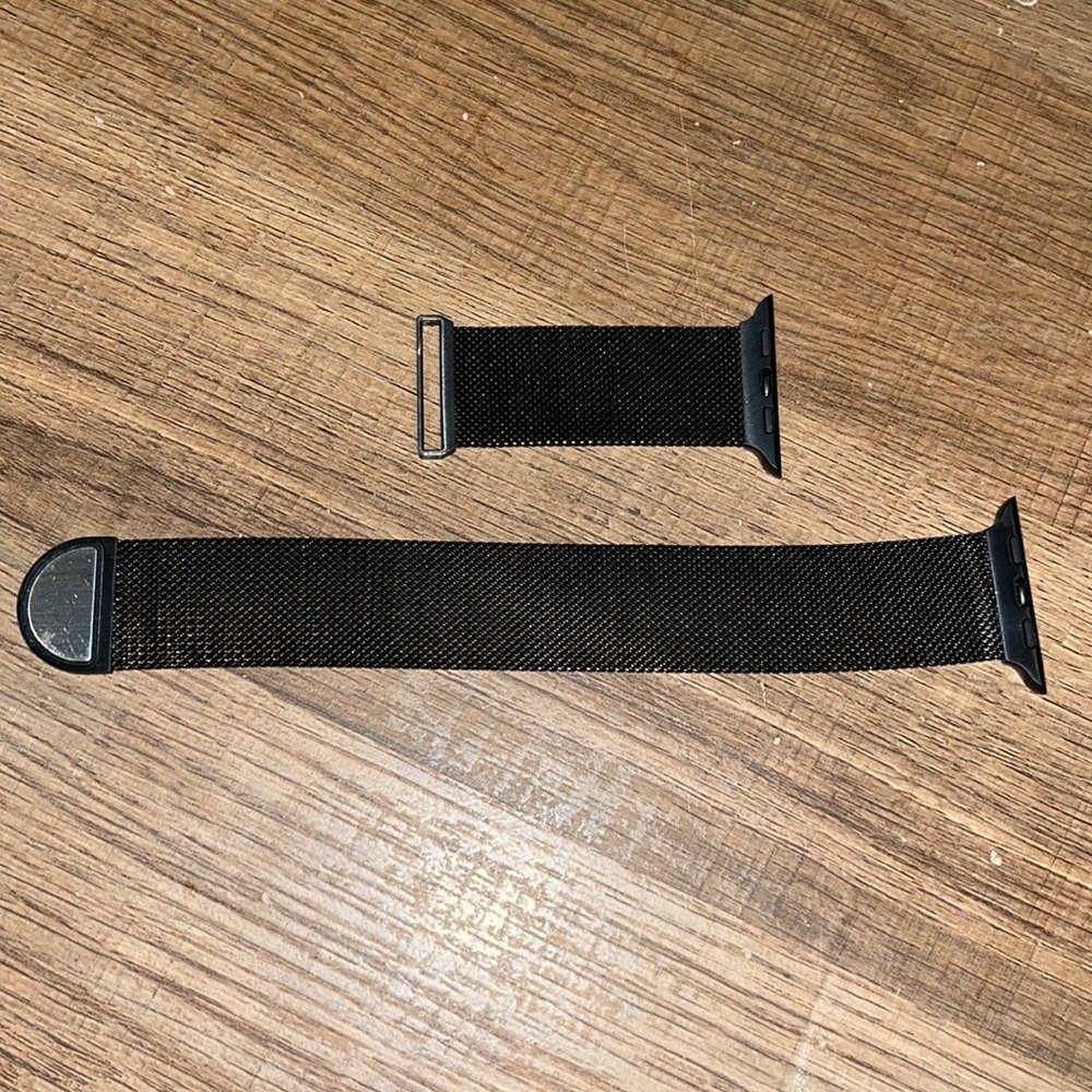 EUC | Apple Watch Metal Band